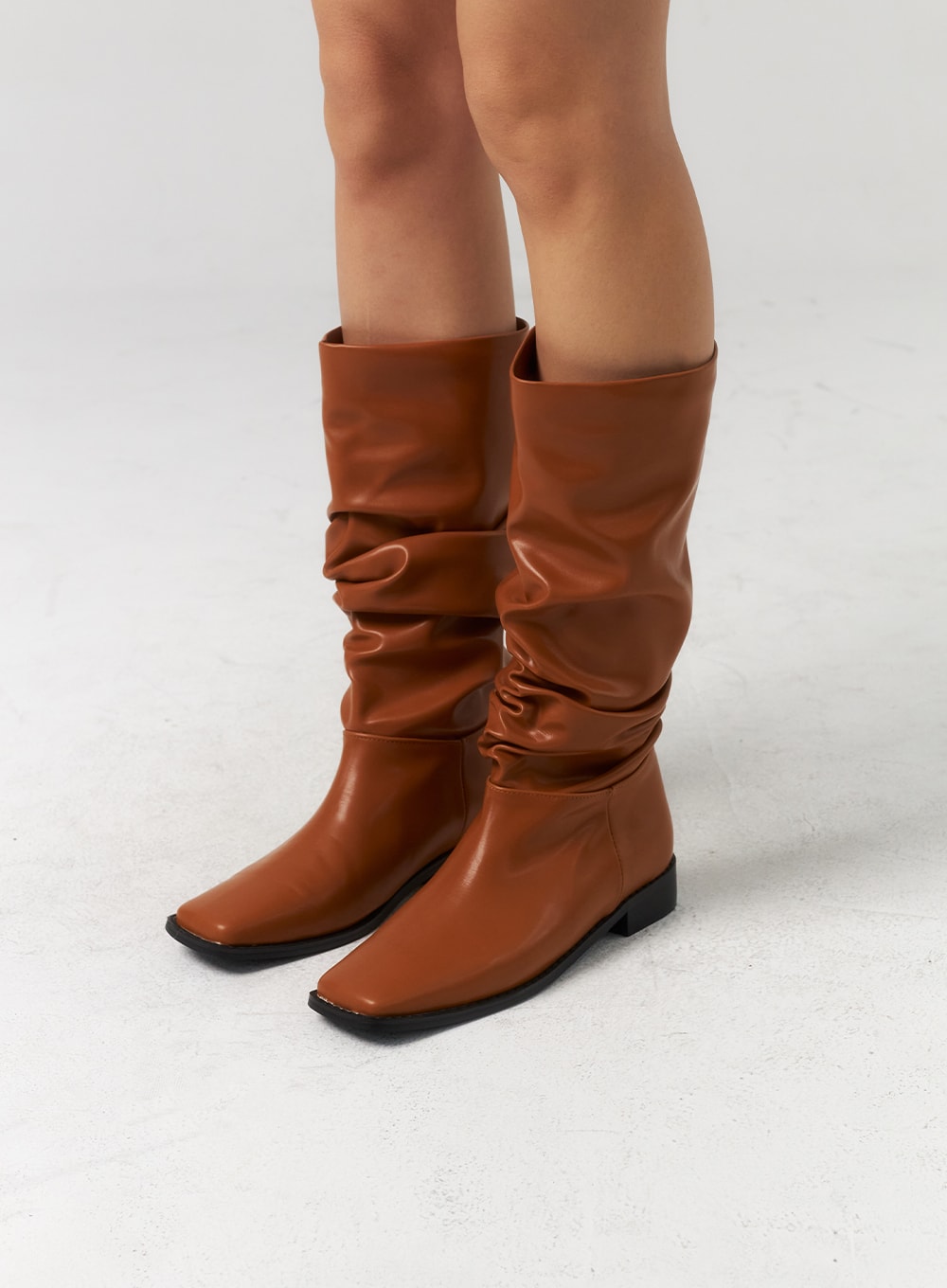 Quadratische Zehen Stiefel bis zur Wade CU329