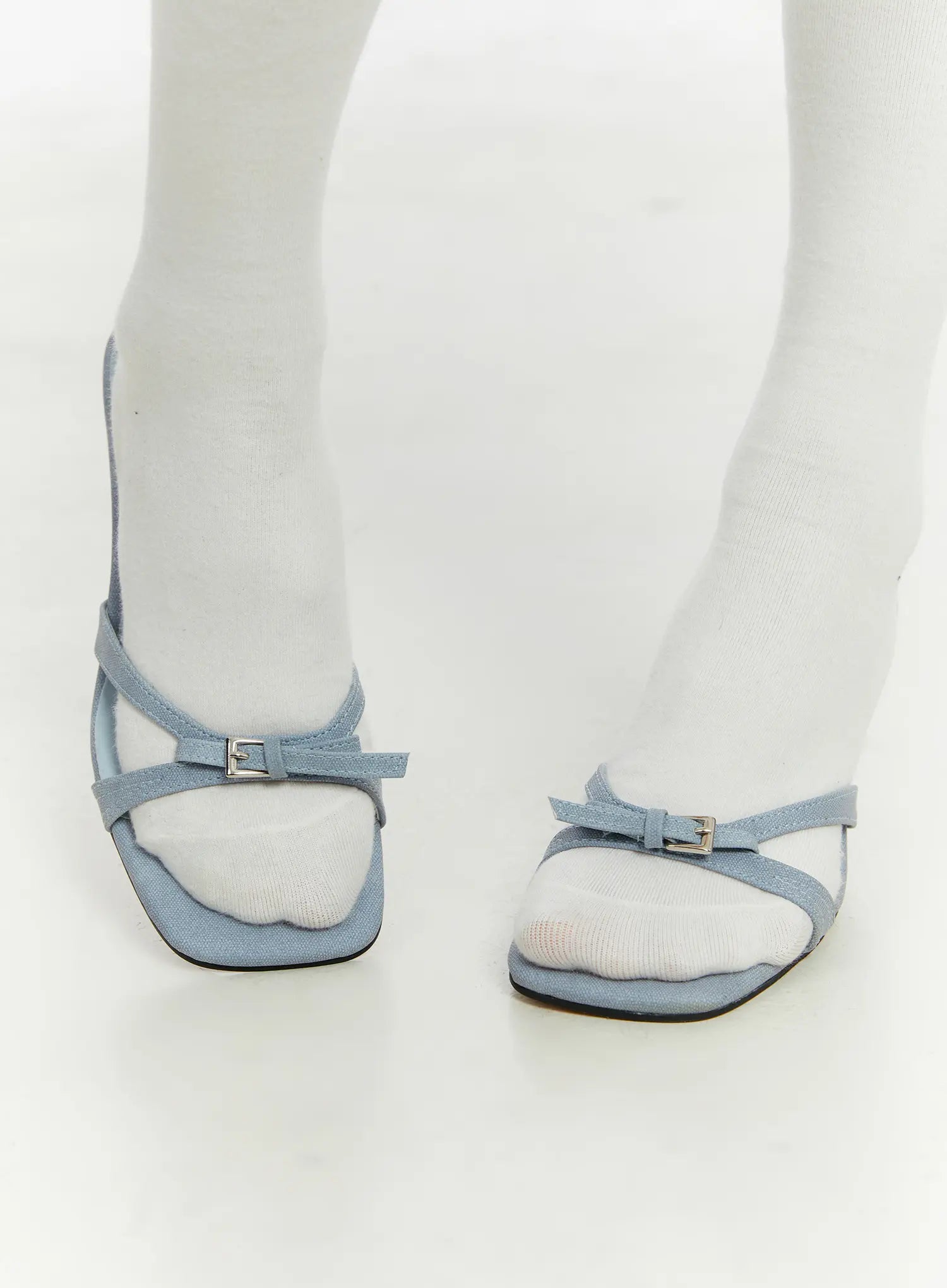 Gürtel-Square-Toe-Absätze CF510