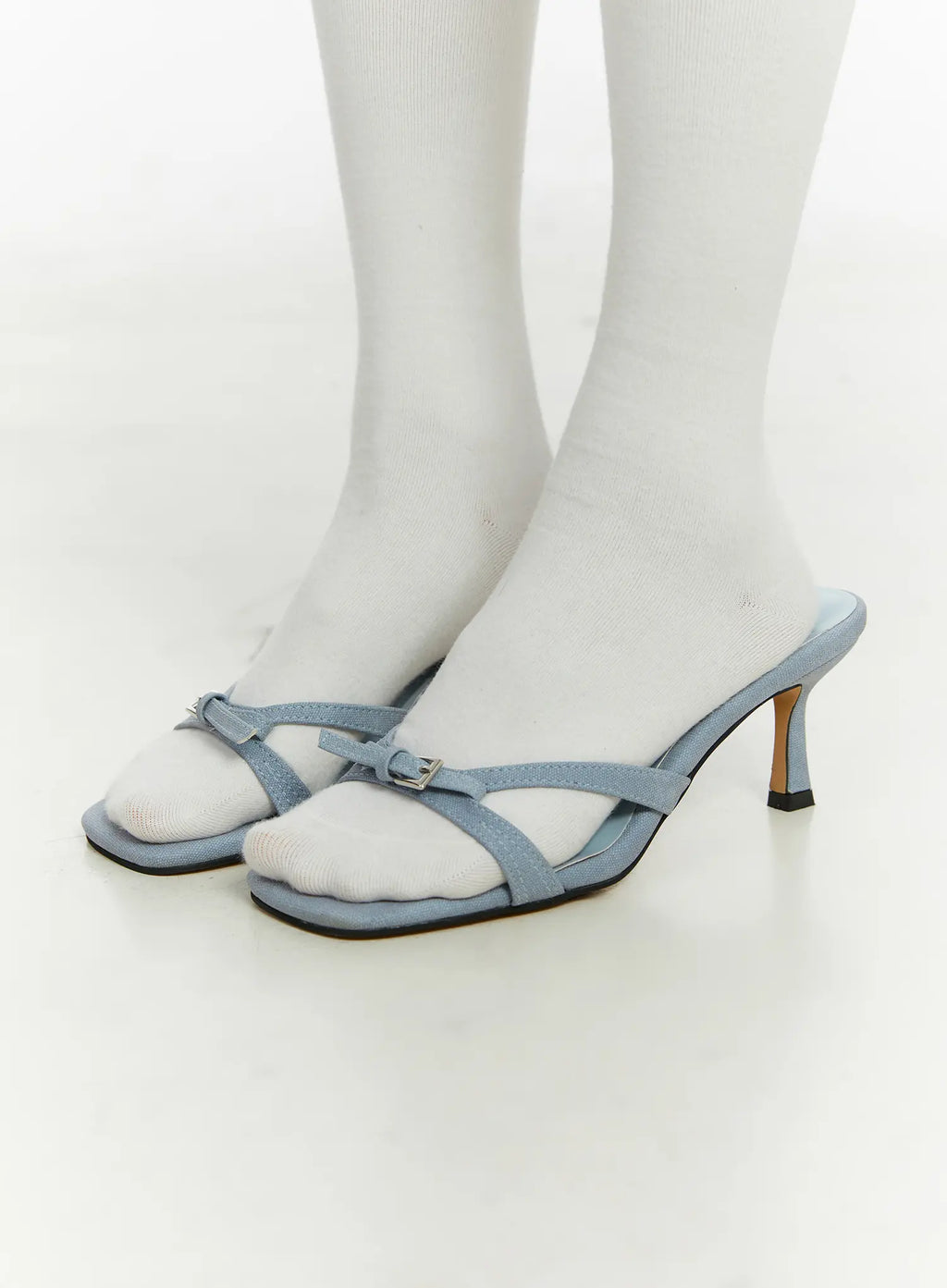Gürtel-Square-Toe-Absätze CF510