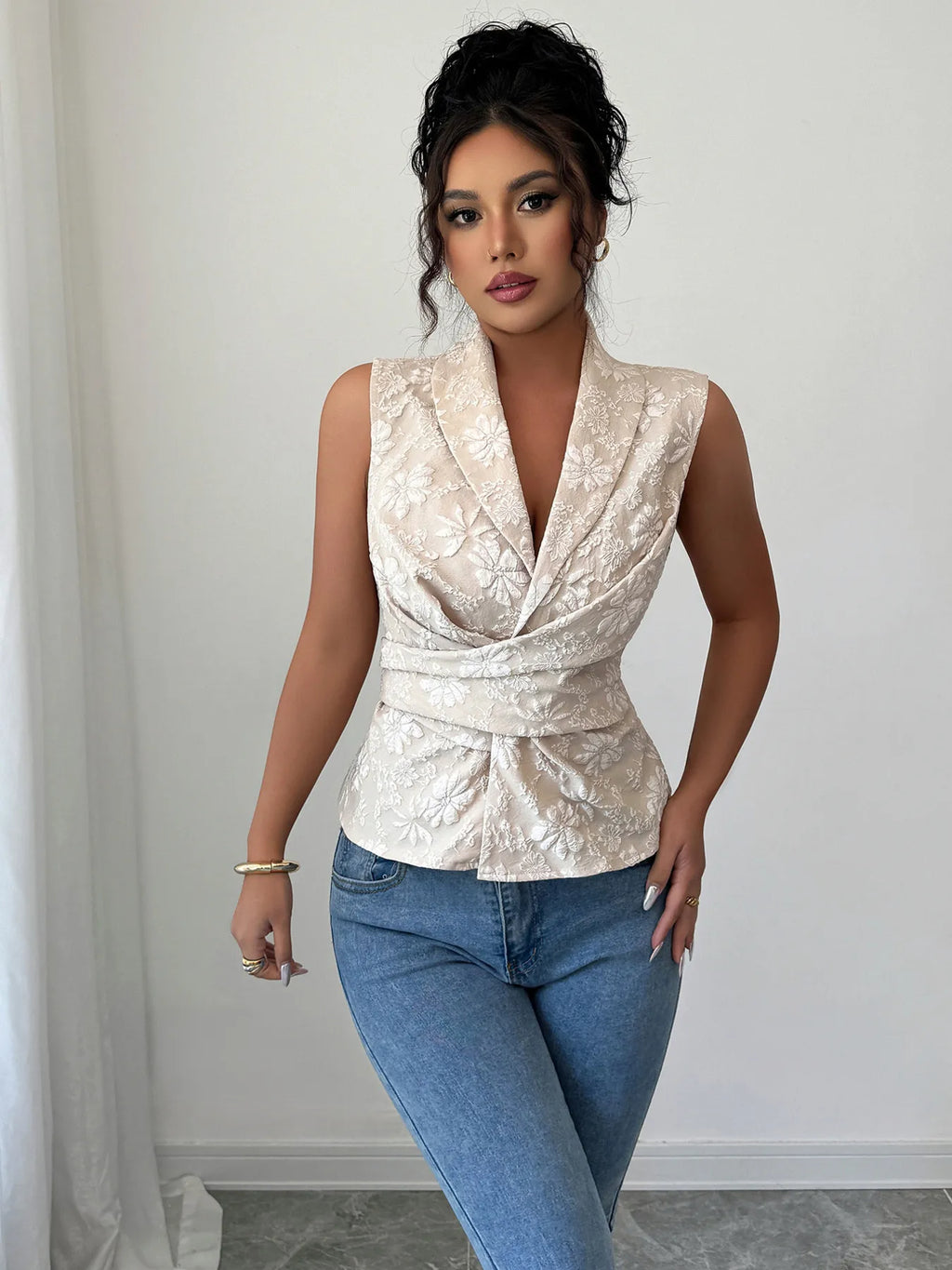 Nerina | Bluse mit Wickeloptik und taillierter Passform