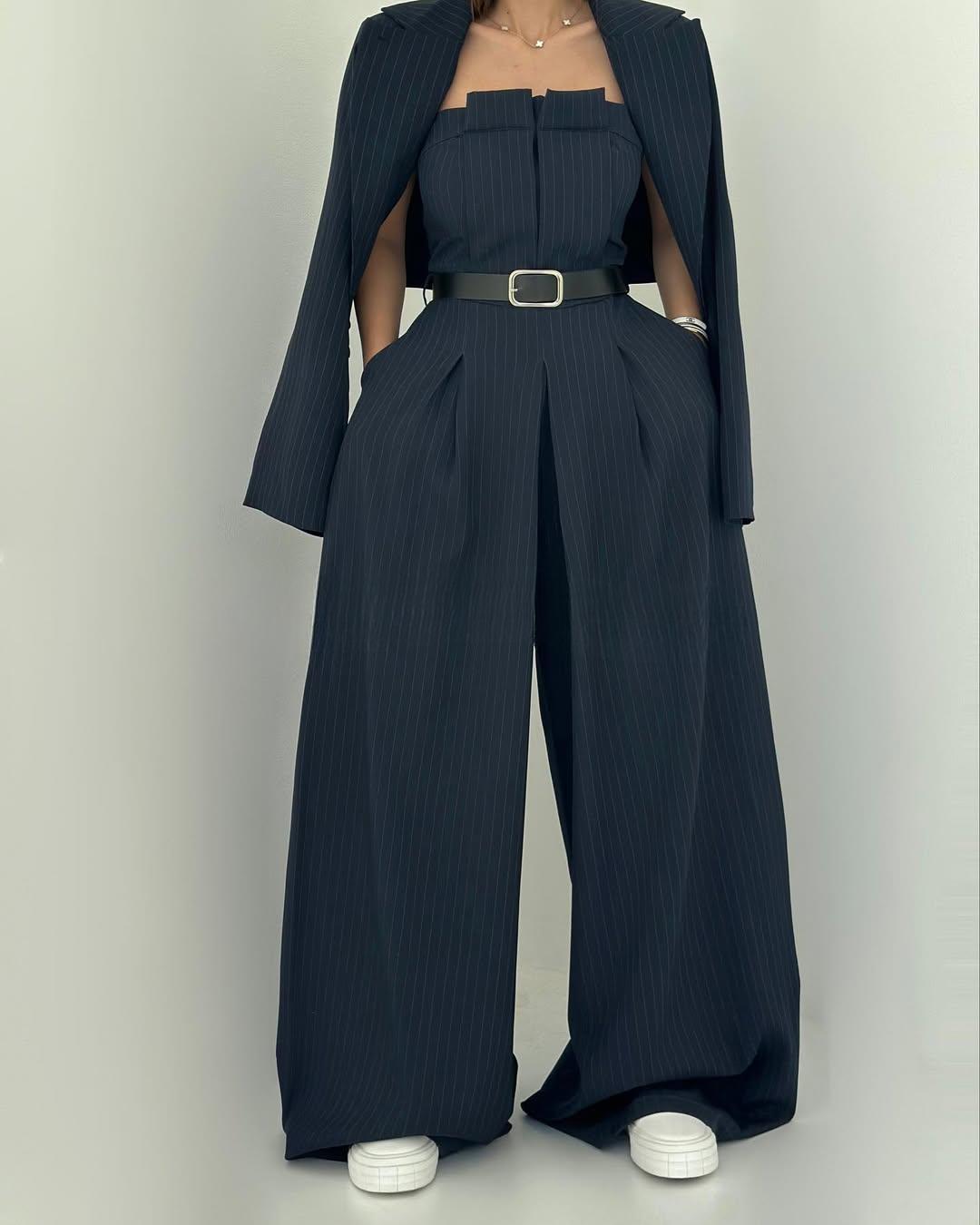 Lauralie | Trägerloser Jumpsuit im Blazer-Stil