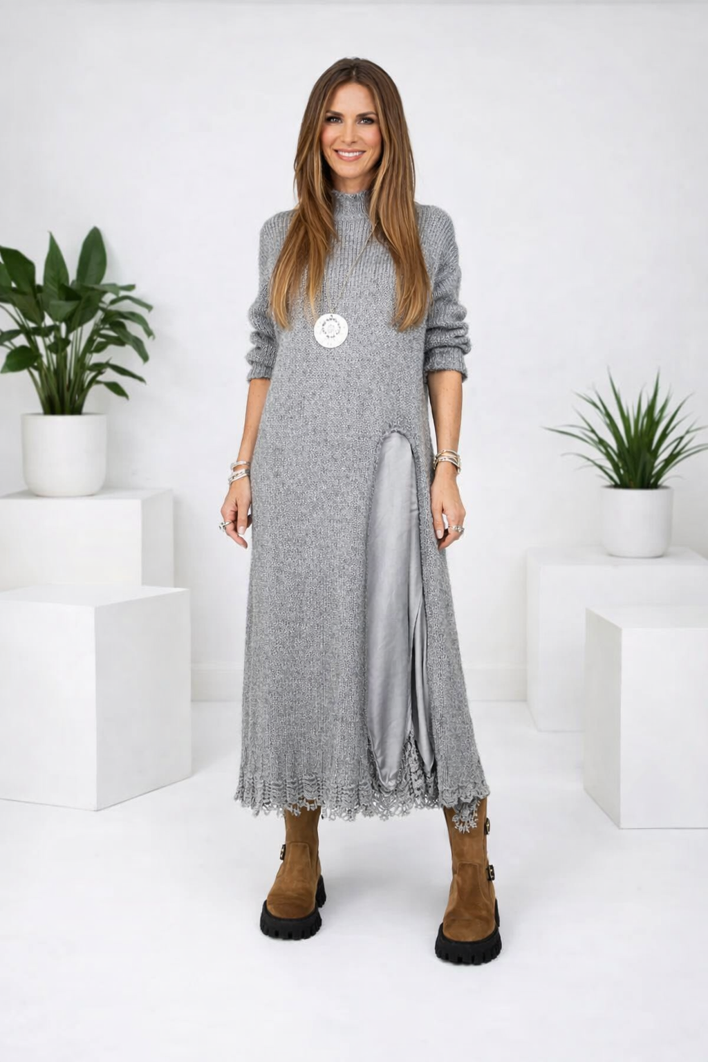 Valérie | Satin-Maxikleid & Feinstrickpullover Set
