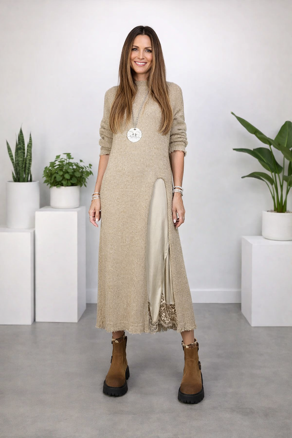 Valérie | Satin-Maxikleid & Feinstrickpullover Set