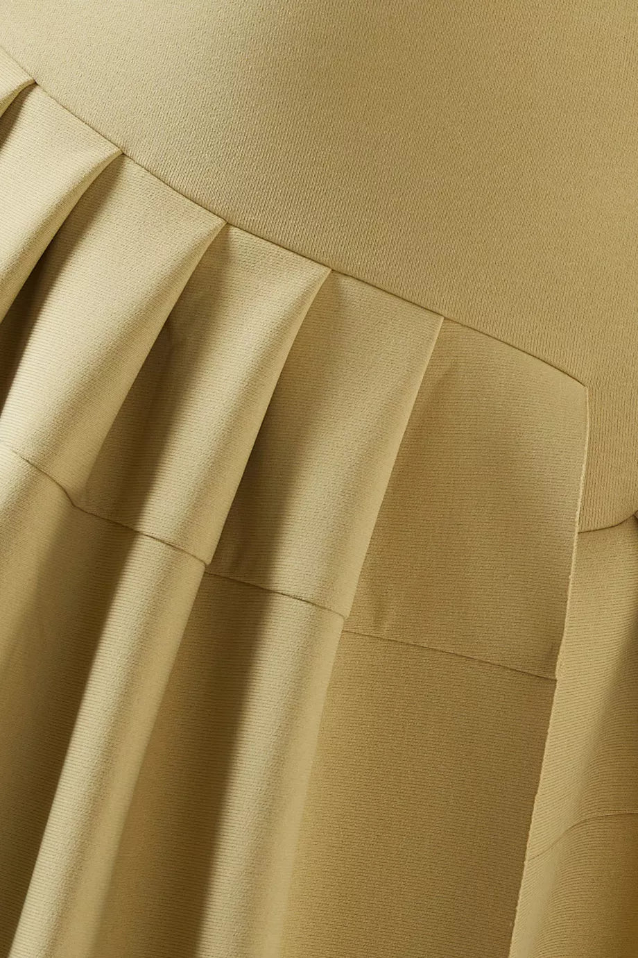 Fließendes Maxikleid