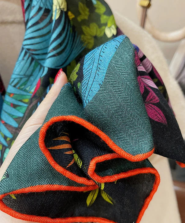 Brinaine | Schal mit Muster und breitem Schnitt