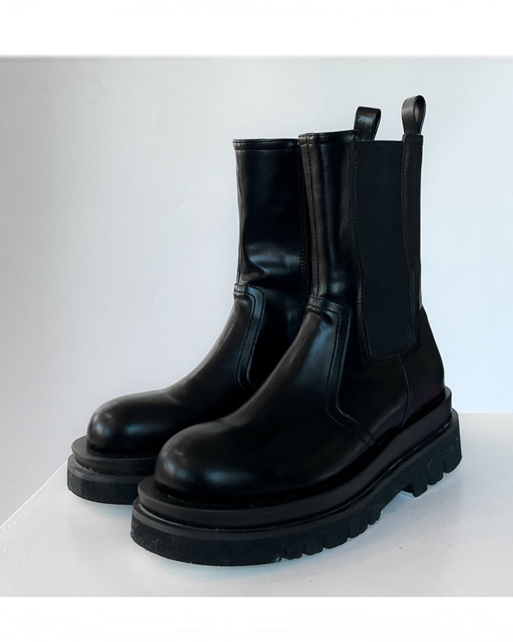 Elastische Keil-Ankle-Zipper-Stiefel CJ305