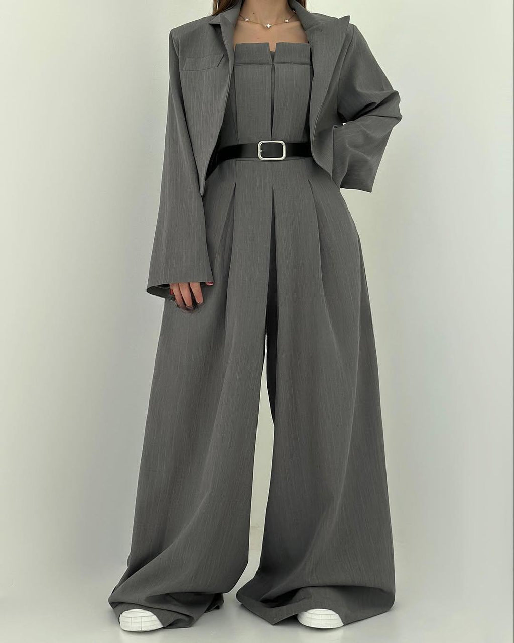 Lauralie | Trägerloser Jumpsuit im Blazer-Stil