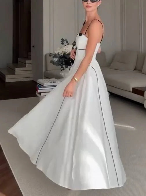 Clara | Maxikleid in Schwarz-Weiß