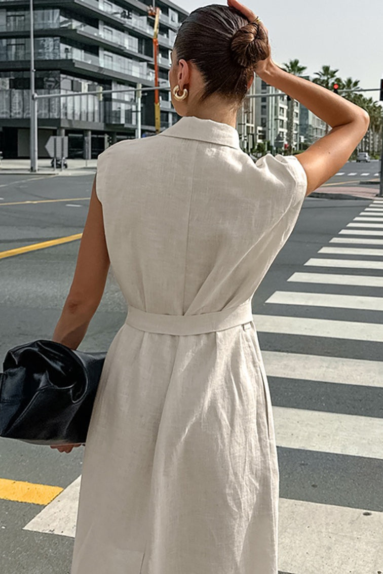 Maxikleid aus Leinen mit hohem Bund und Bindegürtel – elegantes Kleid mit Schlitz