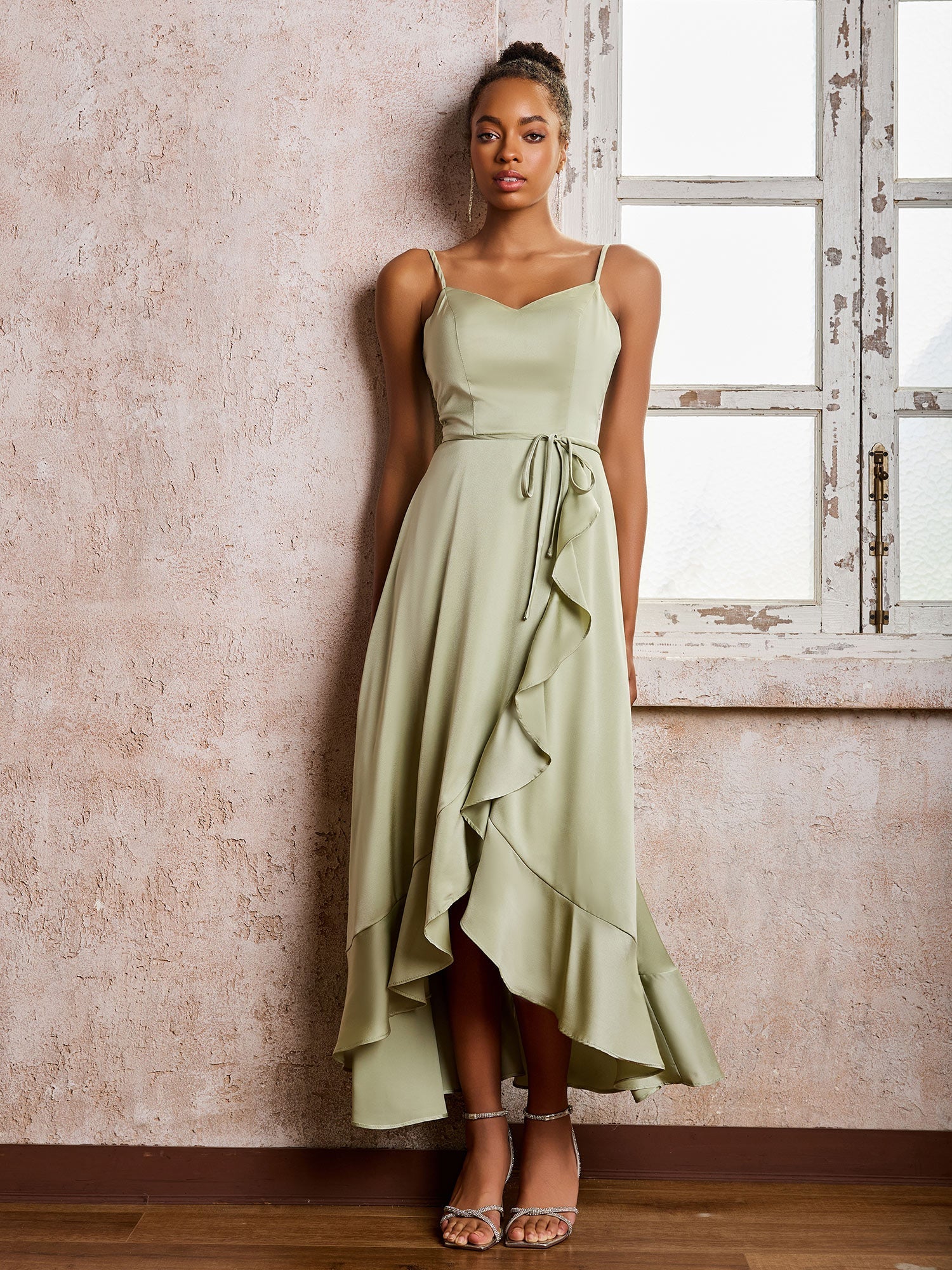 Sofia | Satin Kleid mit schmalen Trägern