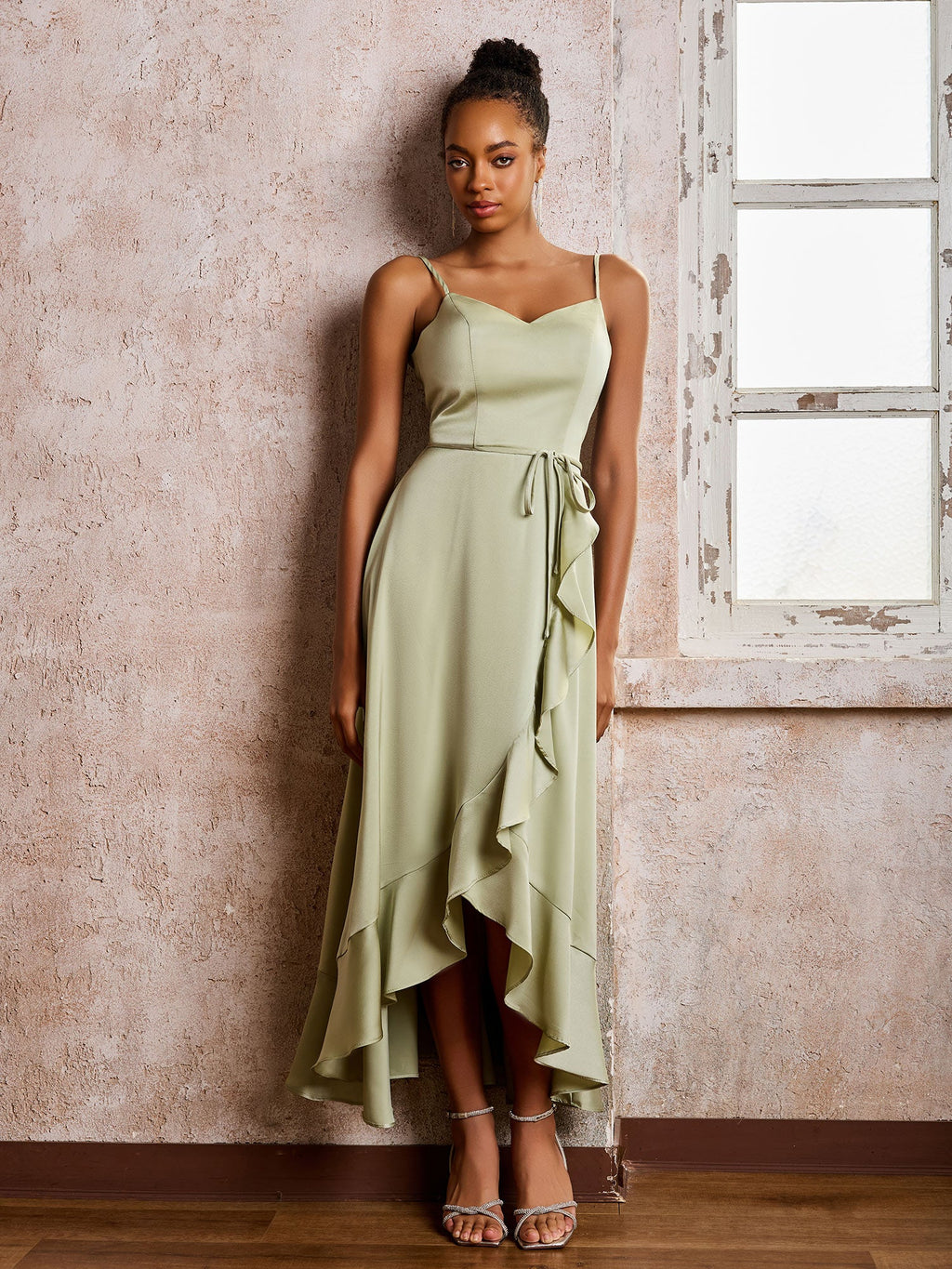 Sofia | Satin Kleid mit schmalen Trägern