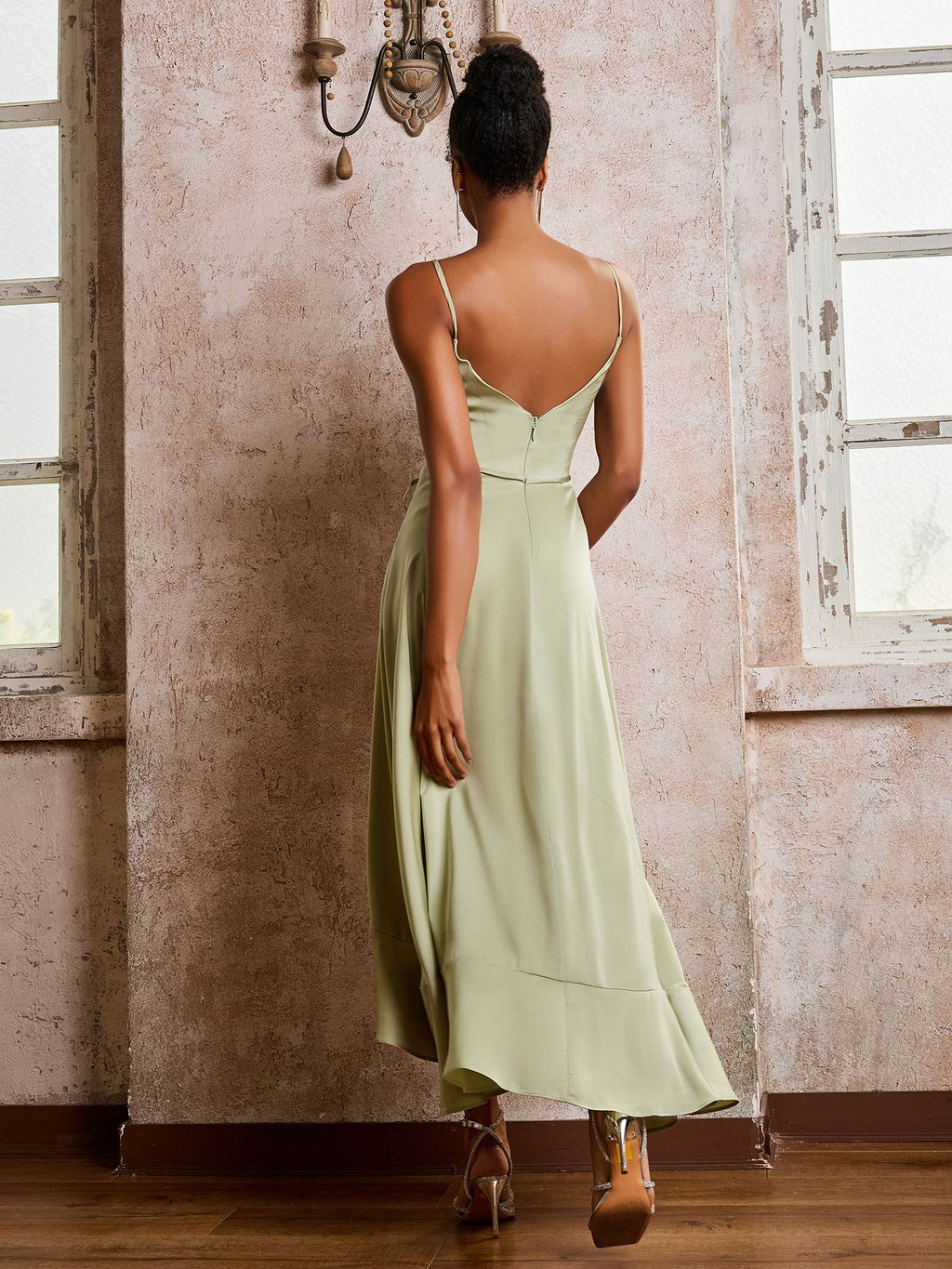 Sofia | Satin Kleid mit schmalen Trägern