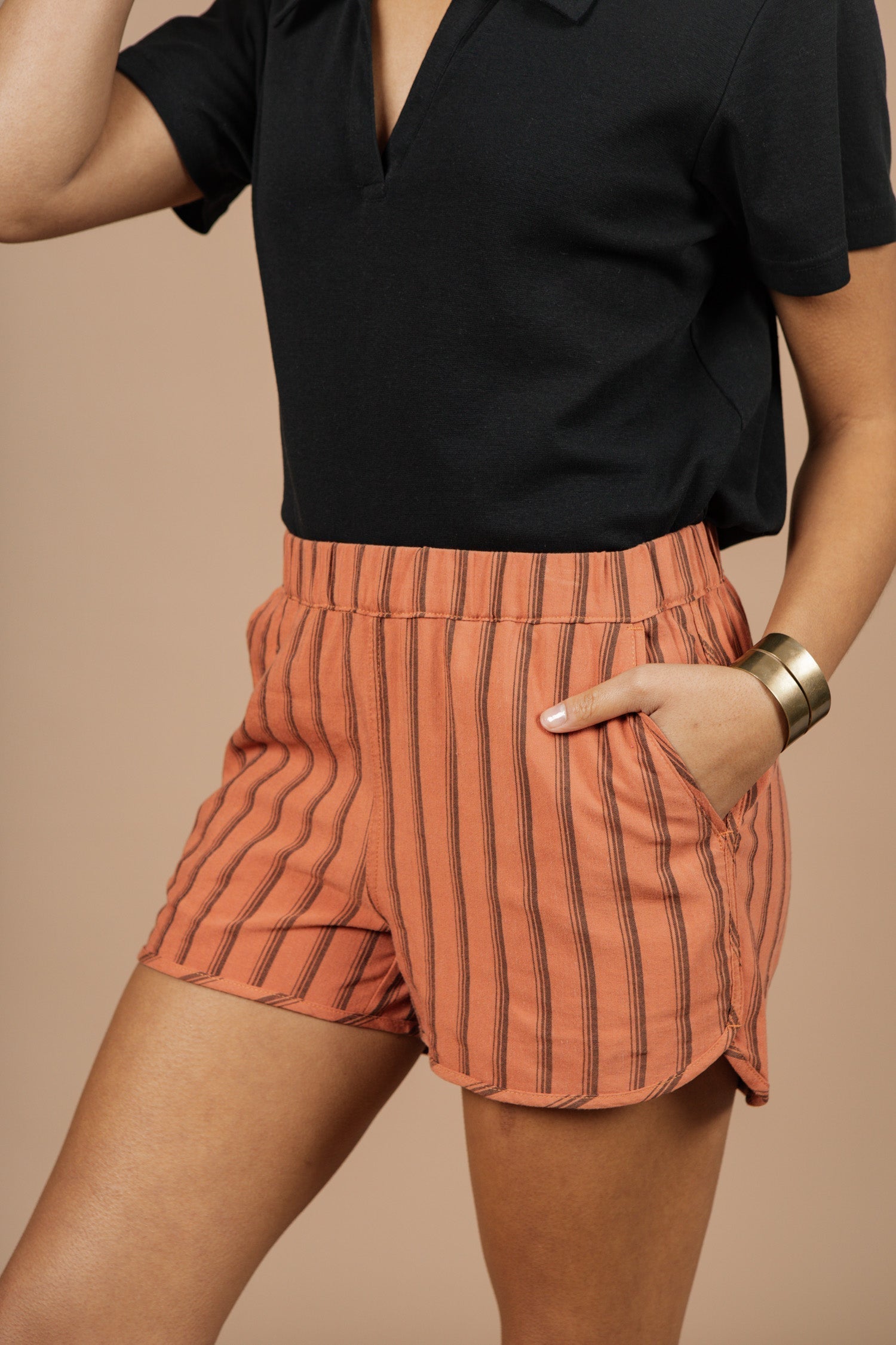 Luca Shorts / Rostfarbener Gürtel