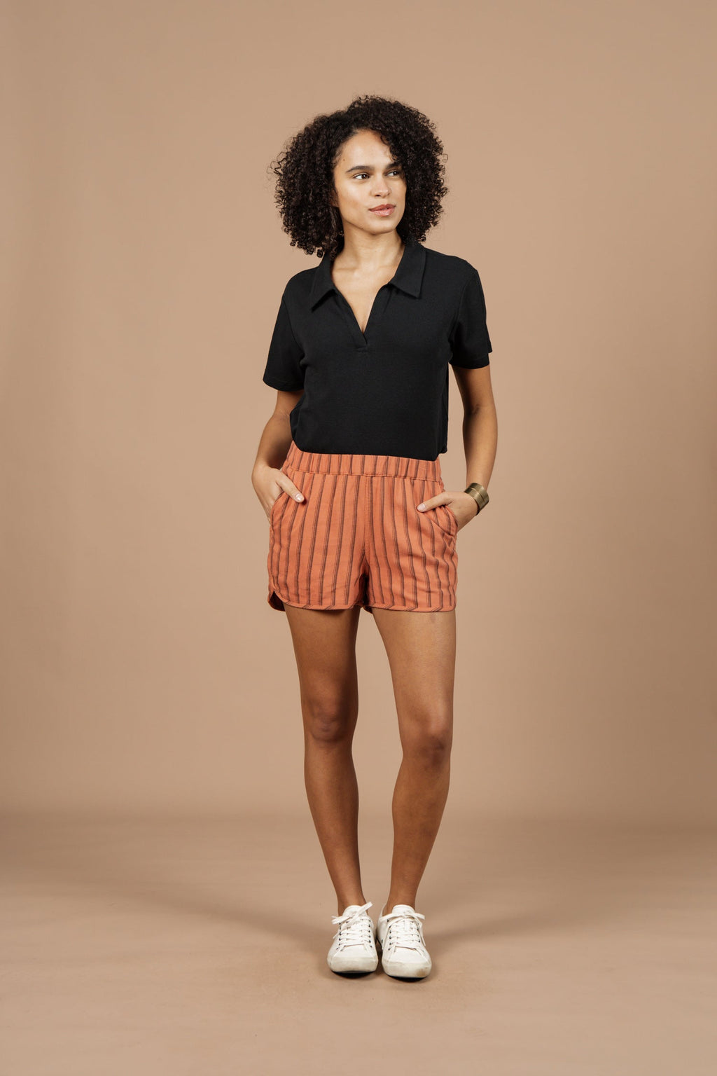 Luca Shorts / Rostfarbener Gürtel