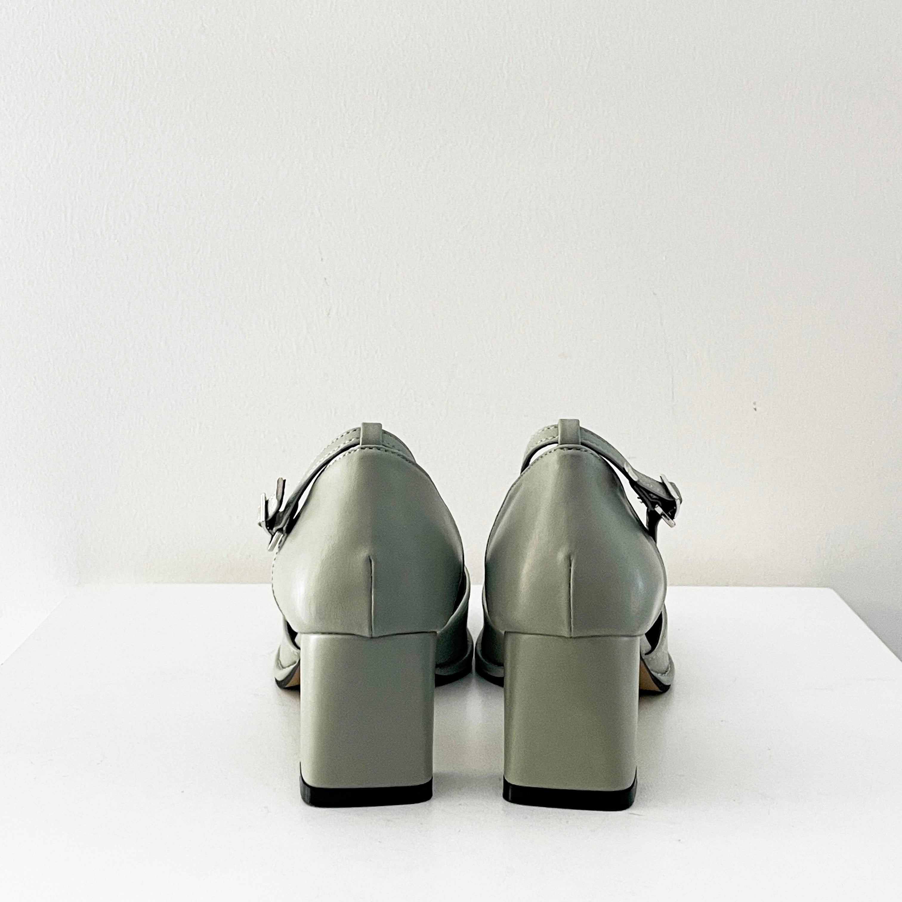 Quadratische Mary Jane Mid Heels