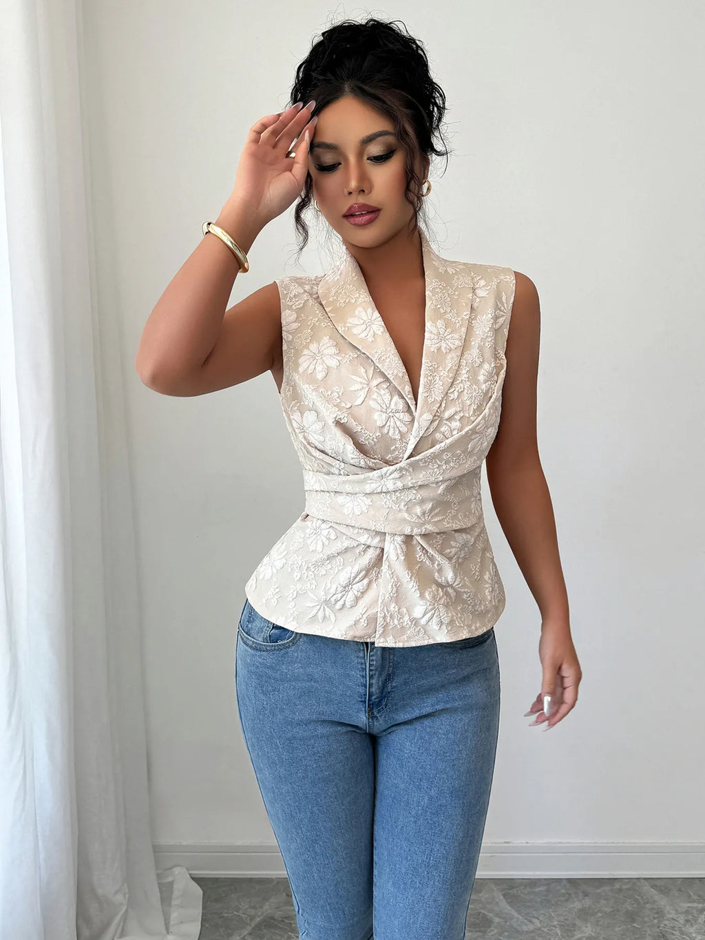Nerina | Bluse mit Wickeloptik und taillierter Passform