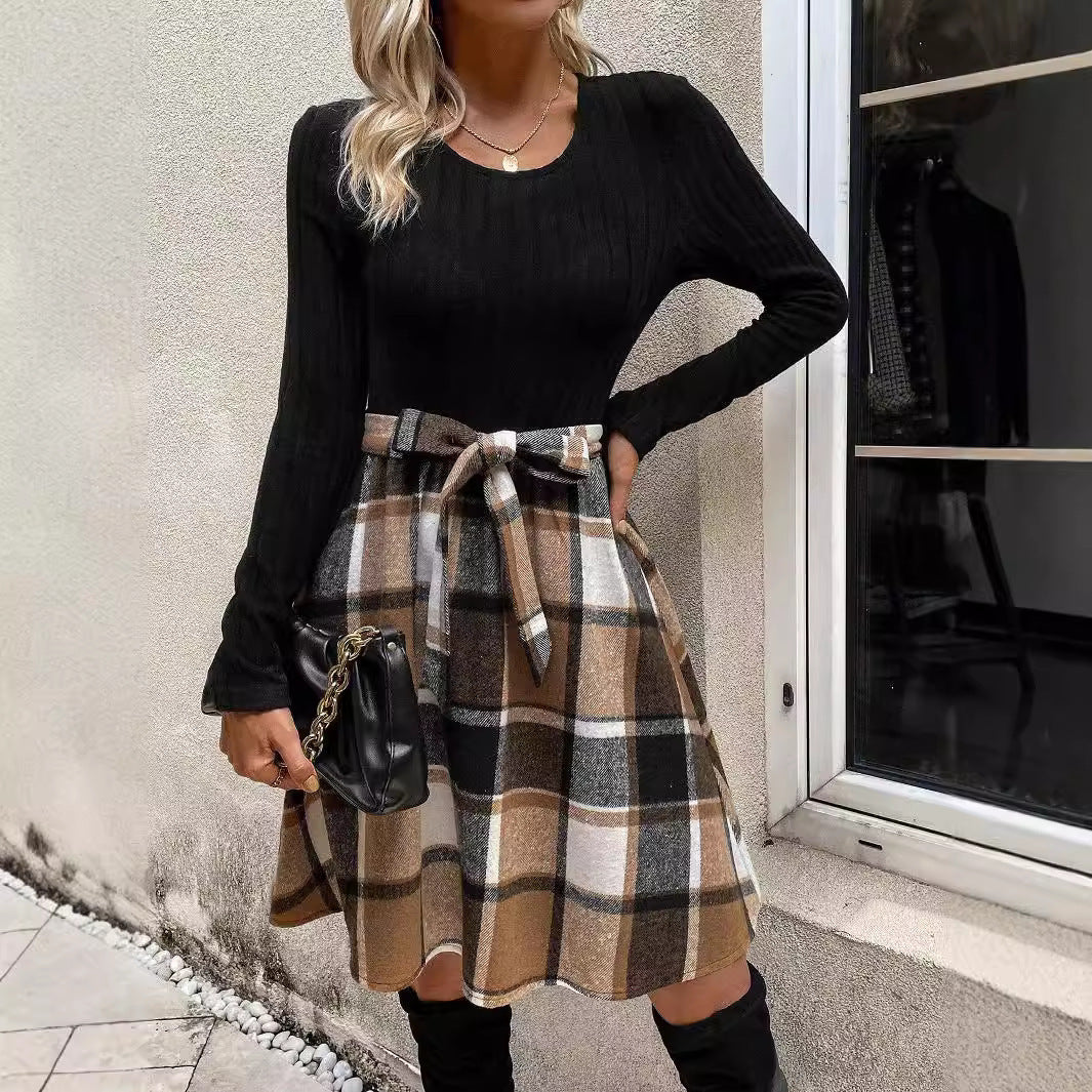 Elegantes Schottenkleid