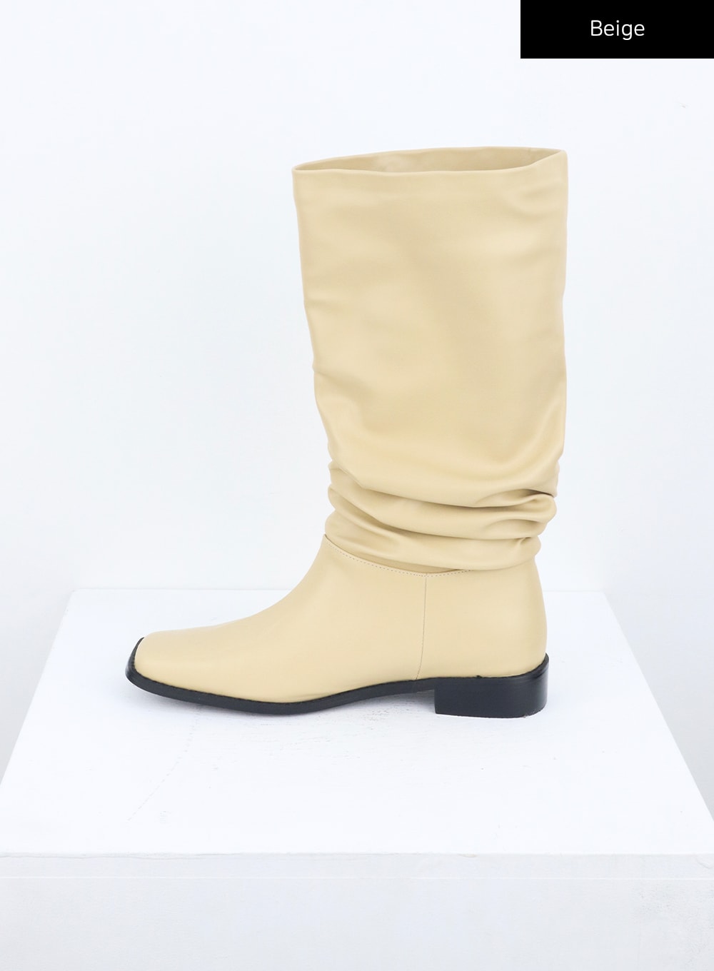 Quadratische Zehen Stiefel bis zur Wade CU329