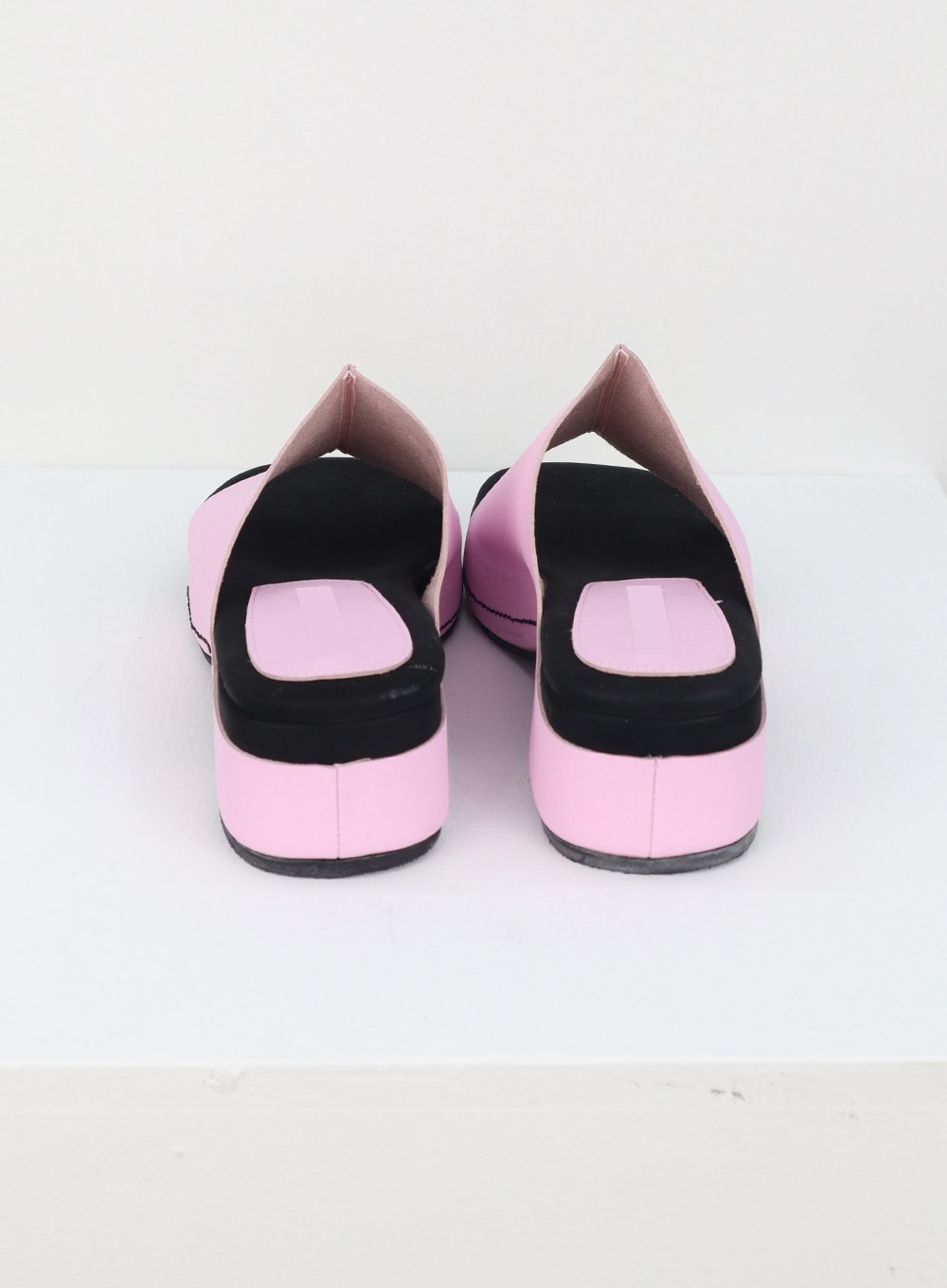 Niedrige Absatzslipper CU309