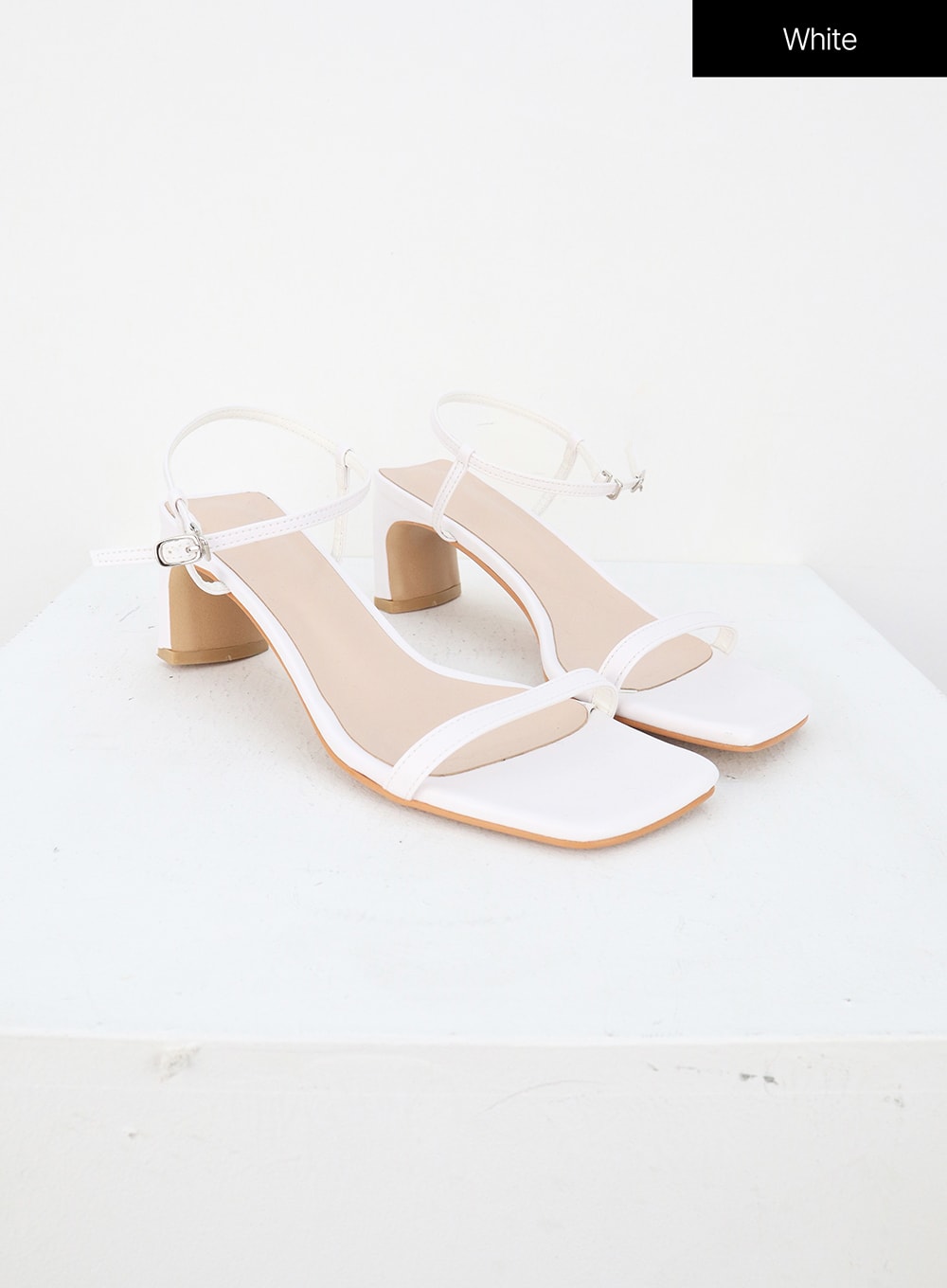 Absatzsandalen BU308