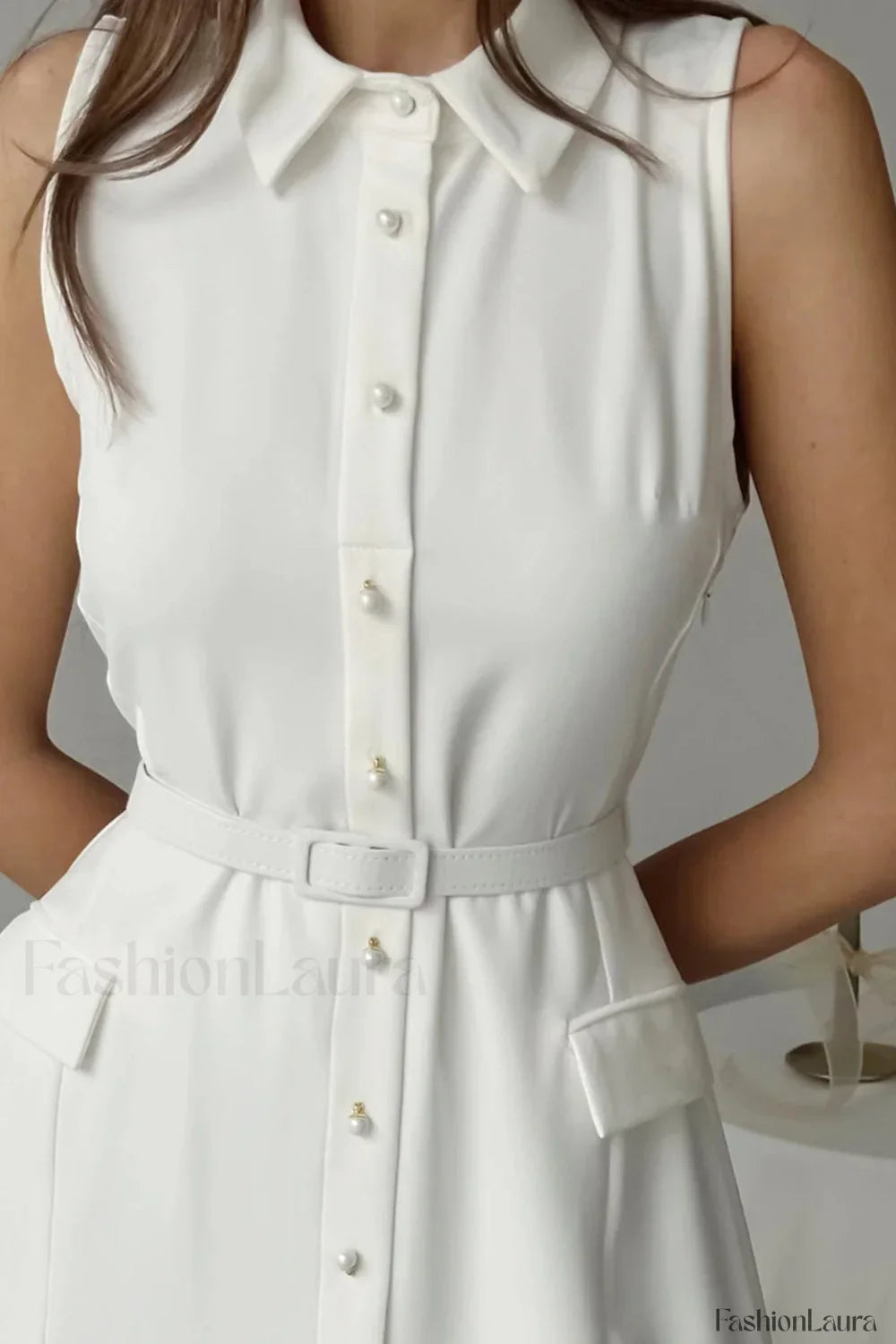 Vioora | Maxikleid mit Kragen und taillierter Passform